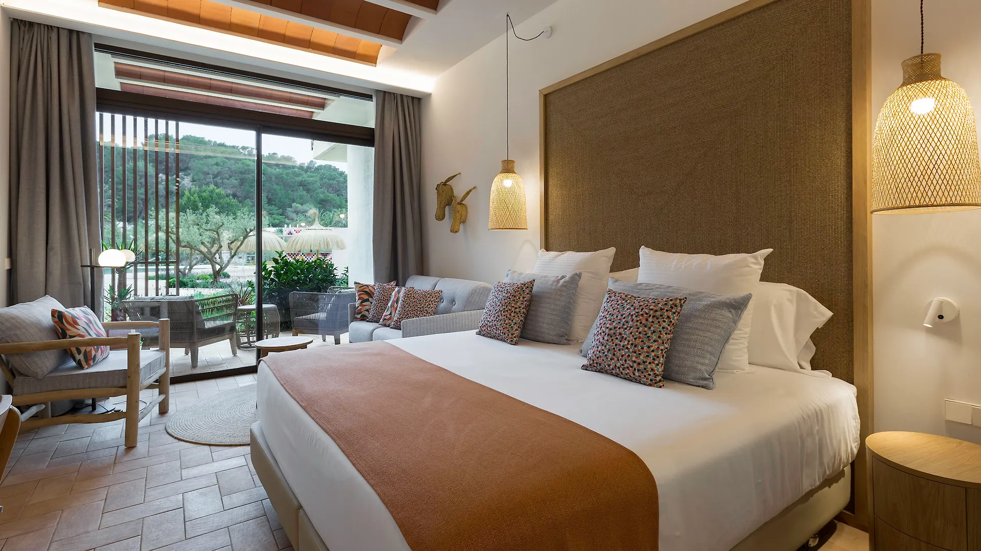 Hotel Cala San Miguel Ibiza Resort, Adults Only, Curio Collection By Hilton Port de Sant Miguel