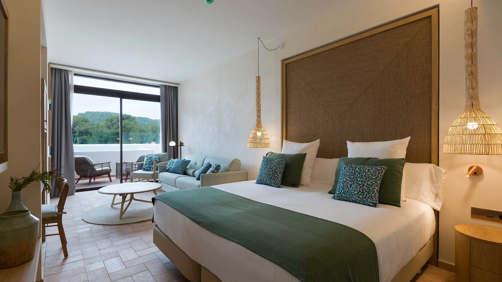Cala San Miguel Ibiza Resort, Adults Only, Curio Collection By Hilton Port de Sant Miguel