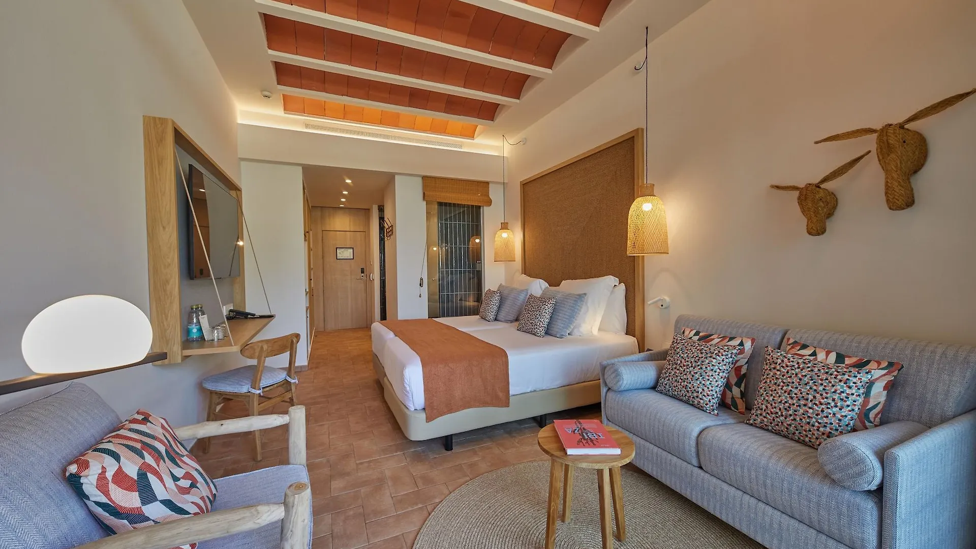 Otel Cala San Miguel Ibiza Resort, Adults Only, Curio Collection By Hilton Port de Sant Miguel
