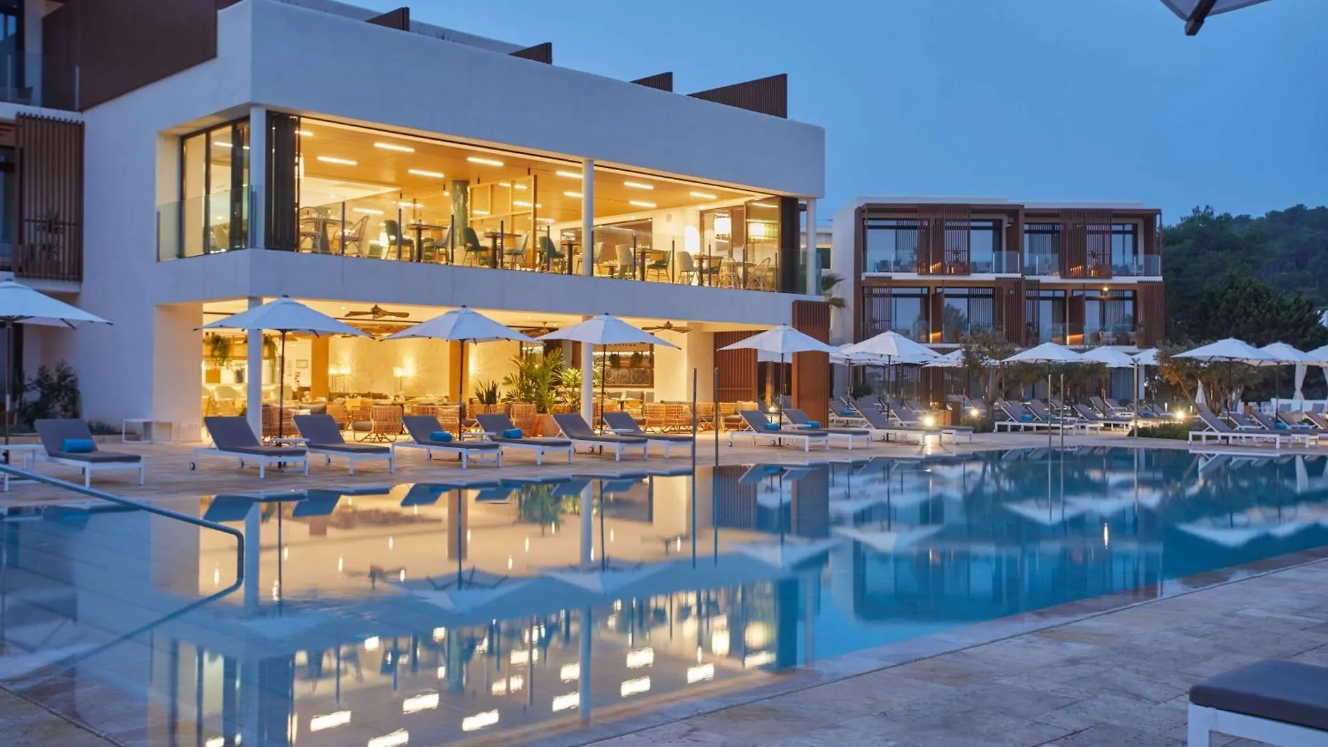 The Club Cala San Miguel Hotel Ibiza, Curio Collection By Hilton, Adults Only Port de Sant Miguel