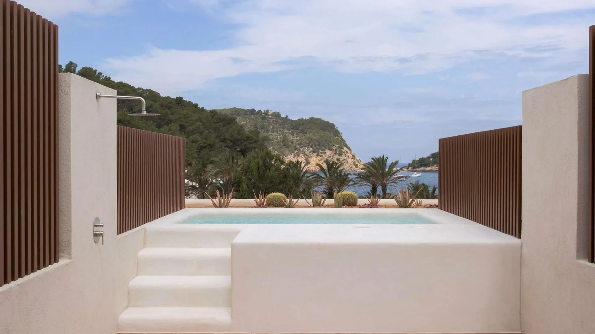 Cala San Miguel Ibiza Resort, Adults Only, Curio Collection By Hilton Port de Sant Miguel 5*,