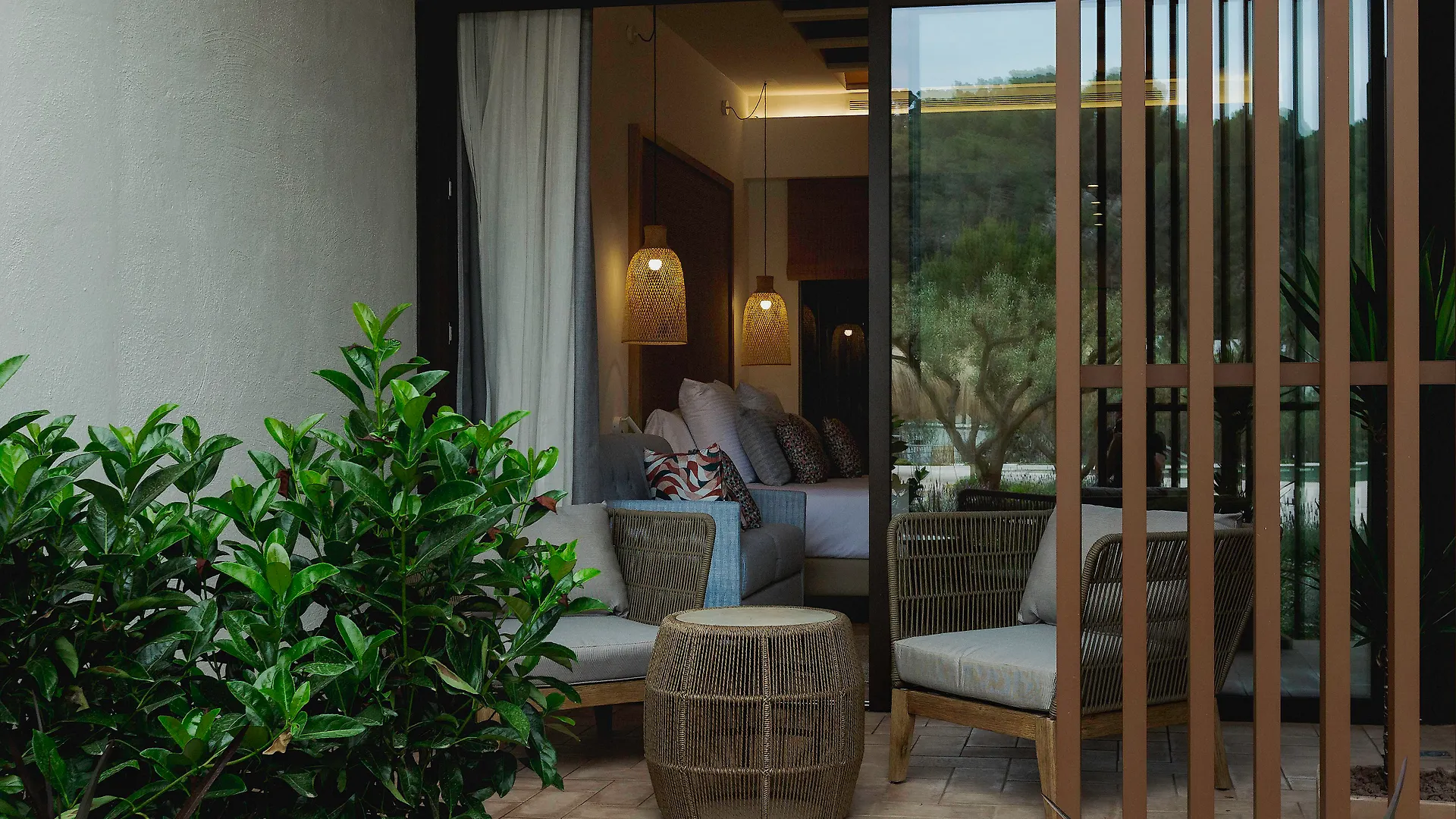 Hotel Cala San Miguel Ibiza Resort, Adults Only, Curio Collection By Hilton Port de Sant Miguel