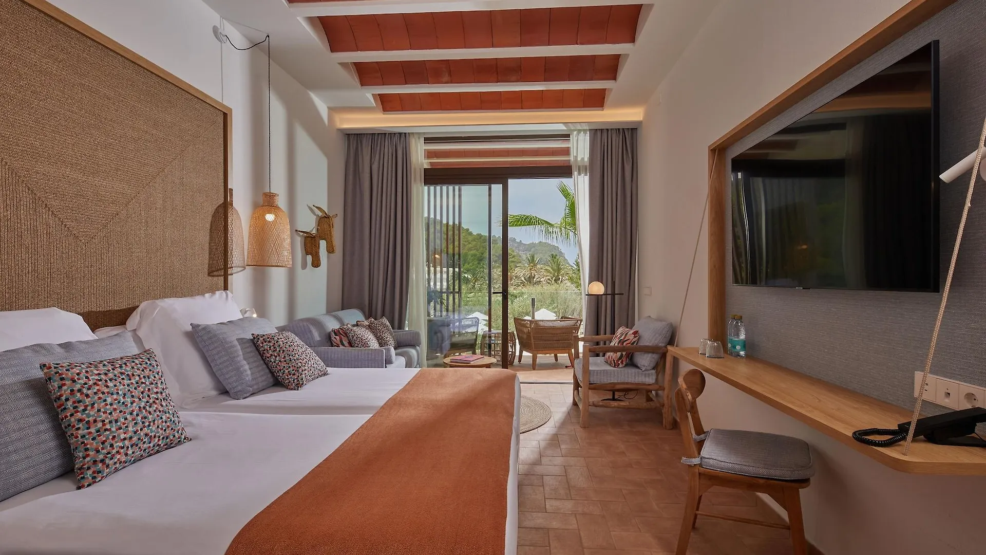 Cala San Miguel Ibiza Resort, Adults Only, Curio Collection By Hilton Port de Sant Miguel