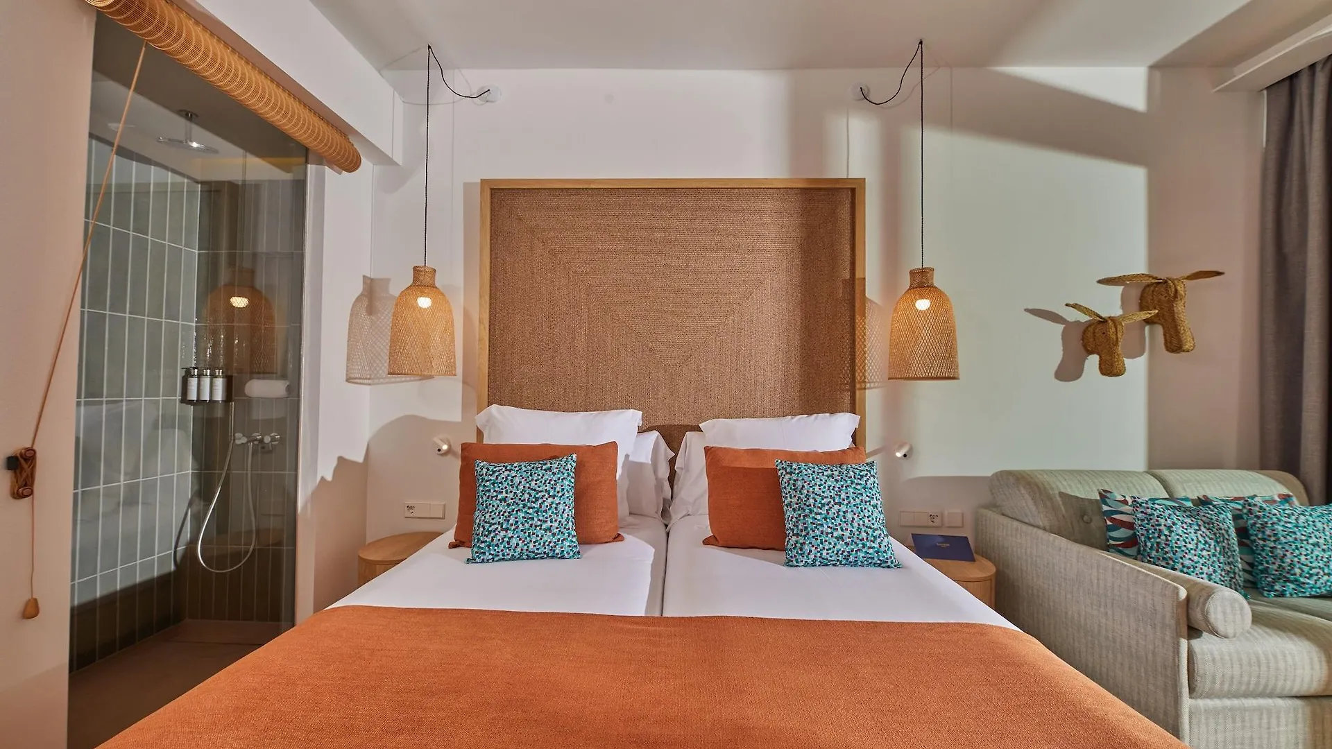 Cala San Miguel Ibiza Resort, Adults Only, Curio Collection By Hilton Port de Sant Miguel Espanha