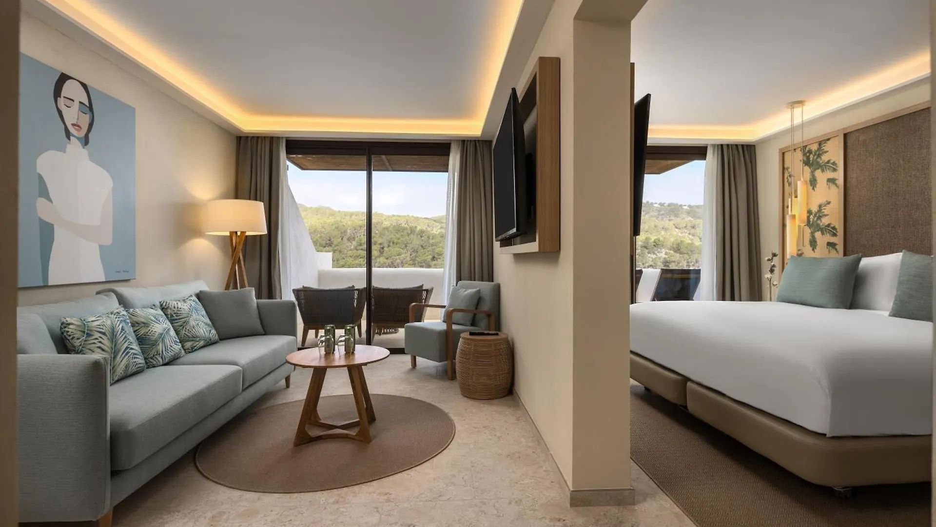 Cala San Miguel Ibiza Resort, Adults Only, Curio Collection By Hilton Port de Sant Miguel 5*,